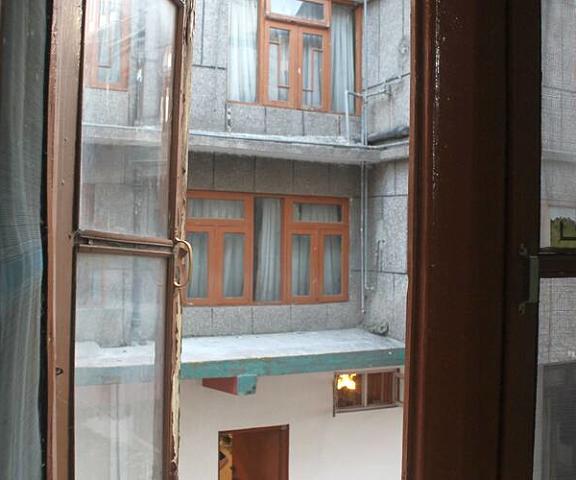 Hotel New Gulistan Jammu and Kashmir Srinagar Window View