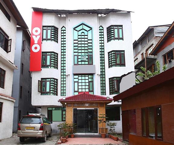 OYO 18872 Hotel Azad Jammu and Kashmir Jammu Facade