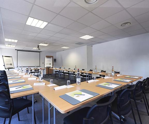 Campanile Lille Nord - Wasquehal Hauts-de-France Wasquehal Meeting Room