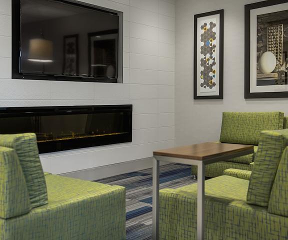 Holiday Inn Express Hotel & Suites Airdrie-Calgary North, an IHG Hotel Alberta Airdrie Lobby
