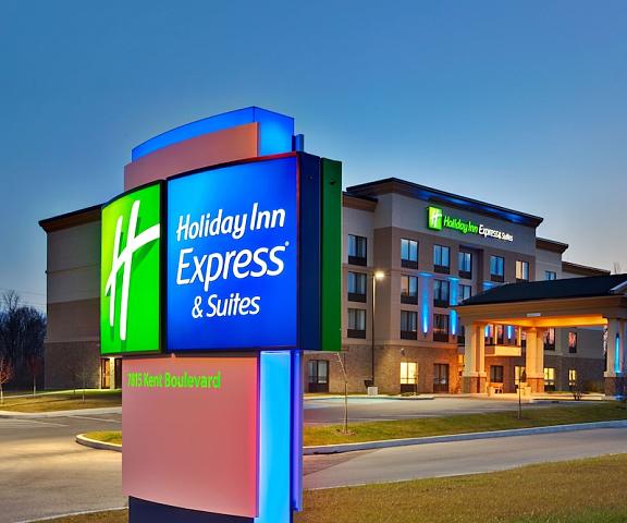 Holiday Inn Express Hotel & Suites Brockville, an IHG Hotel Ontario Brockville Exterior Detail