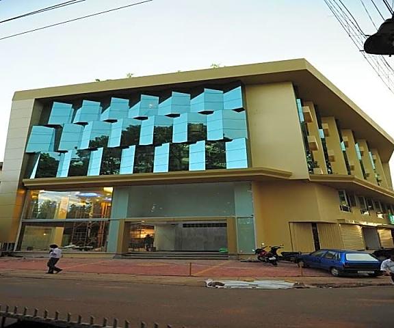 Srinivas - The Verda Saffron Karnataka Mangalore Hotel Exterior