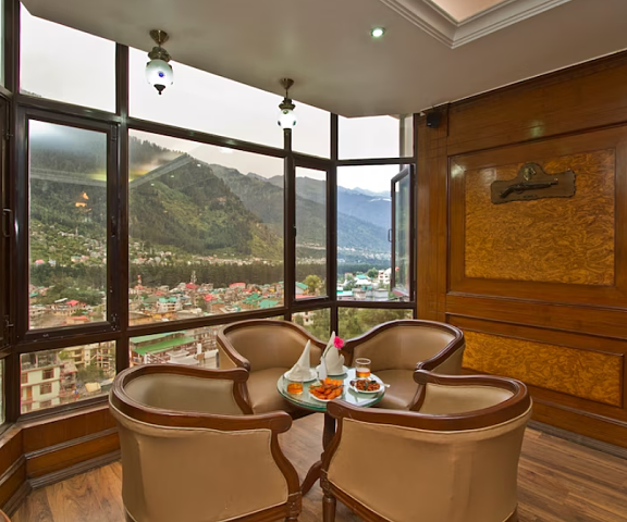 Broadways Inn - Hotel & Spa Himachal Pradesh Manali Hotel View