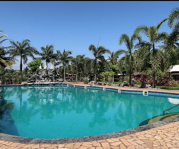 Resort Primo Bom Terra Verde Goa Goa Pool