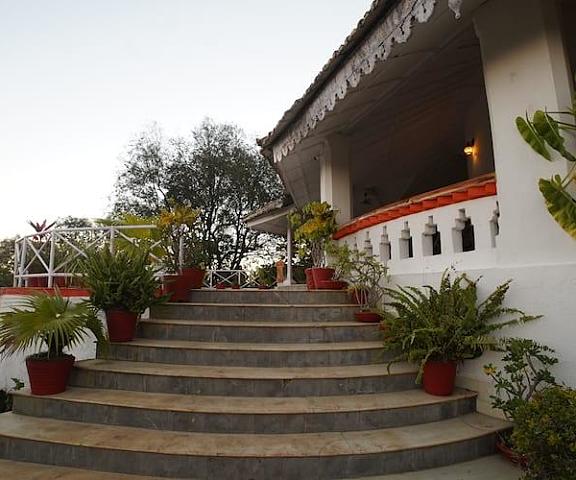MPT Rock End Manor Madhya Pradesh Pachmarhi Entrance