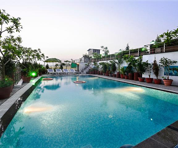Hotel Taj Resorts Uttar Pradesh Agra Pool