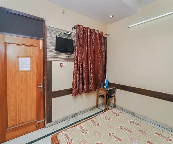 Hotel Nirmal Palace Uttar Pradesh Lucknow Standard Ac Room