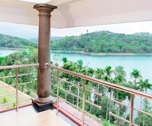 Arayal Resort-A Unit of Sharoy Resort Kerala Wayanad Lake View Premium