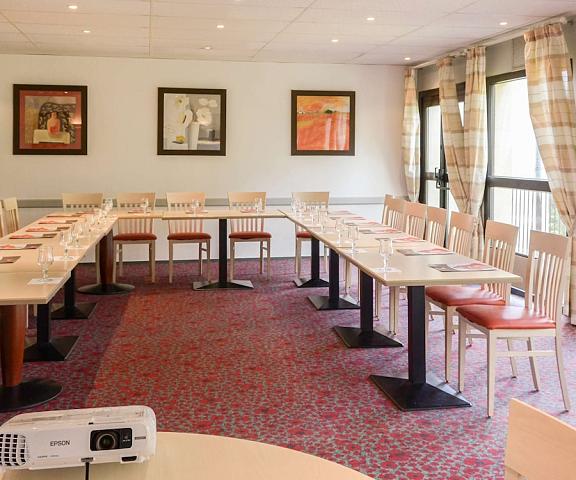 ibis Nevers Bourgogne-Franche-Comte Nevers Meeting Room
