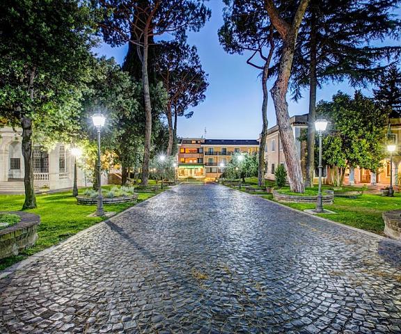 Appia Park Hotel Lazio Rome Property Grounds