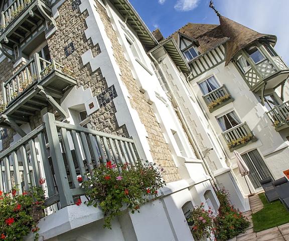 Villa Augeval Hôtel & Spa Normandy Deauville Facade
