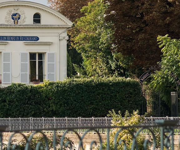 Pavillon Henri IV – Hotel Restaurant Terrasse Ile-de-France Saint-Germain-en-Laye Facade