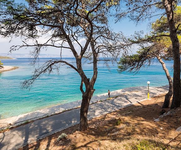 Resort Fontana Split-Dalmatia Jelsa Beach