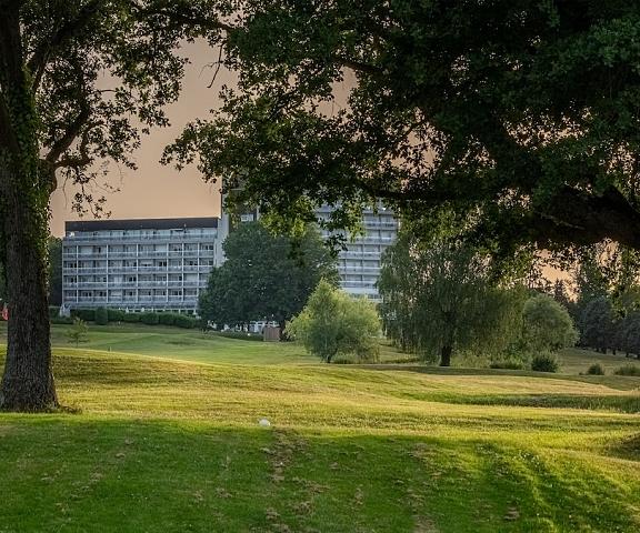 Hôtel Les Dryades Golf & Spa Centre - Loire Valley Pouligny-Notre-Dame Facade