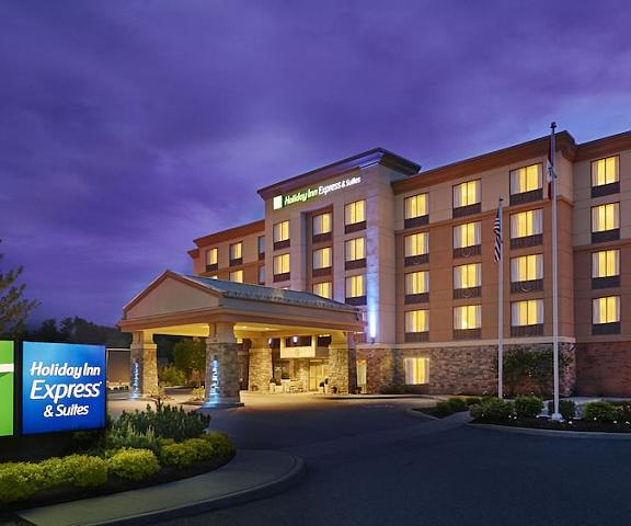 Holiday Inn Express & Suites Huntsville, an IHG Hotel Ontario Huntsville Exterior Detail