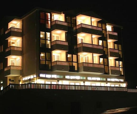 Aparthotel Astoria Split-Dalmatia Seget Facade