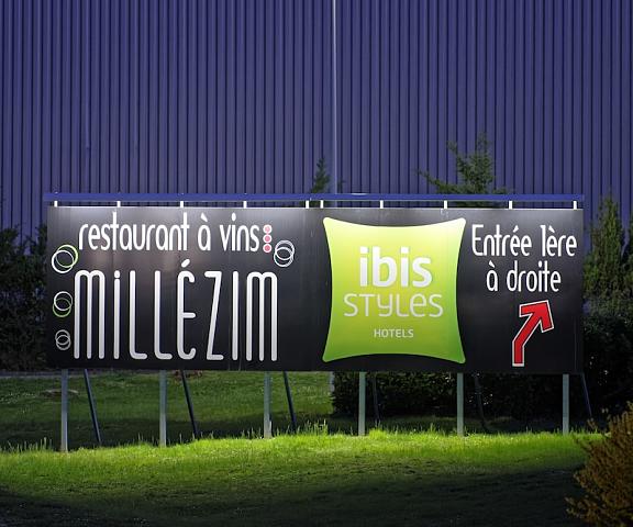 Ibis Styles Chalon sur Saone Bourgogne-Franche-Comte Chalon-Sur-Saone Exterior Detail