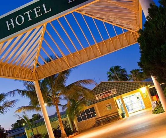 Potshot Hotel Resort Western Australia Exmouth Facade