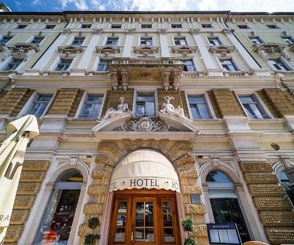Hotel Continental Primorje-Gorski Rijeka Entrance