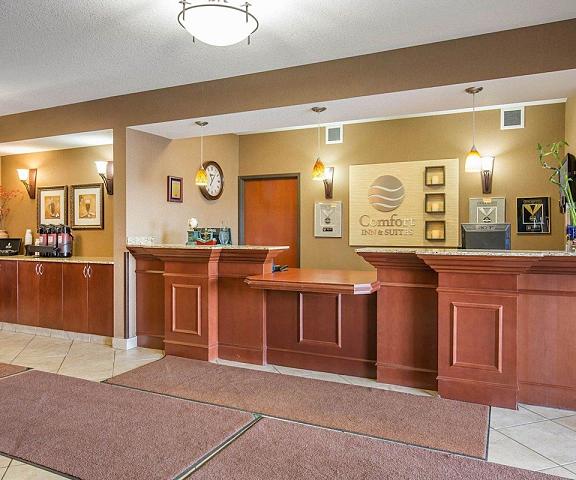 Comfort Inn & Suites Alberta Airdrie Lobby