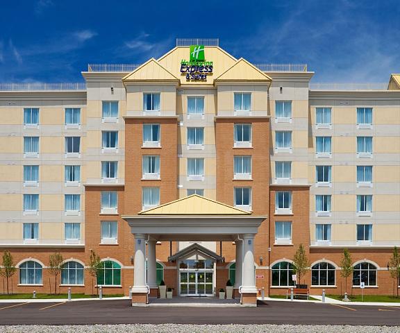 Holiday Inn Express Hotel & Suites CLARINGTON - BOWMANVILLE, an IHG Hotel Ontario Bowmanville Exterior Detail