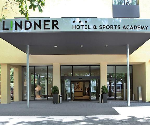 Lindner Hotel Frankfurt Sportpark, part of JdV by Hyatt Hessen Frankfurt Exterior Detail