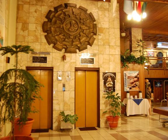 Cesars Plaza Hotel Cochabamba Cochabamba Interior Entrance