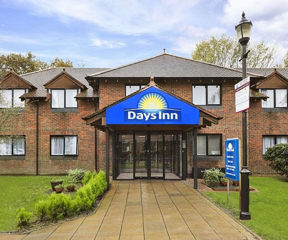 Days Inn by Wyndham Maidstone England Maidstone Exterior Detail