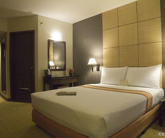 Riviera Mansion Hotel null Manila Room