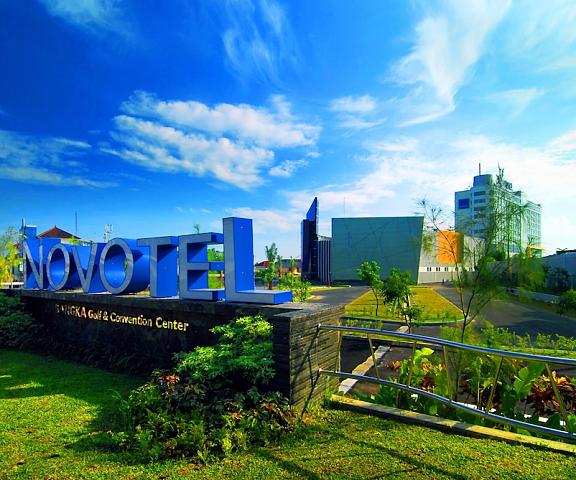 Novotel Bangka Hotel & Convention Centre Bangka-Belitung Pangkalpinang Entrance