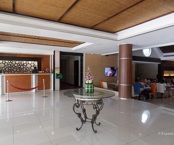 Circle Inn - Hotel & Suites null Bacolod Lobby