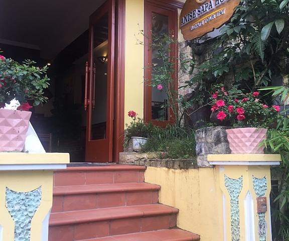 Anise Sapa Hotel Lao Cai Sapa Entrance