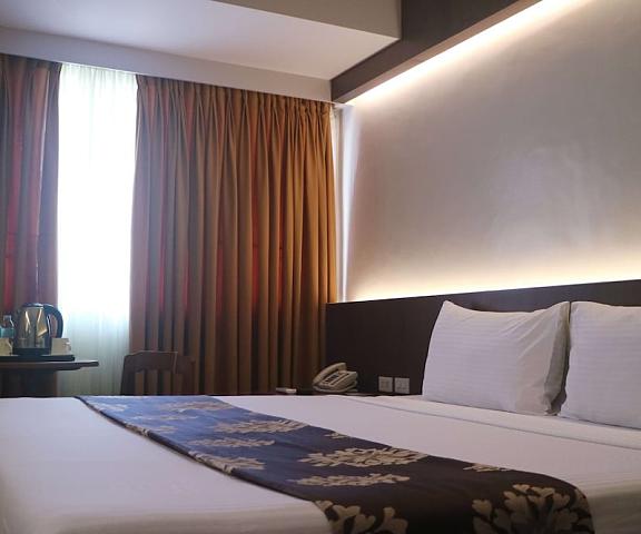 Palm Grove Hotel null Manila Room