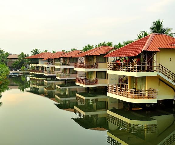 Kalathil Lake Resort Kerala Vaikom Exterior Detail