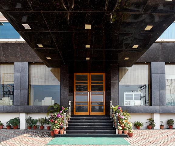 Hotel Park Grand Uttaranchal Haridwar Hotel Exterior