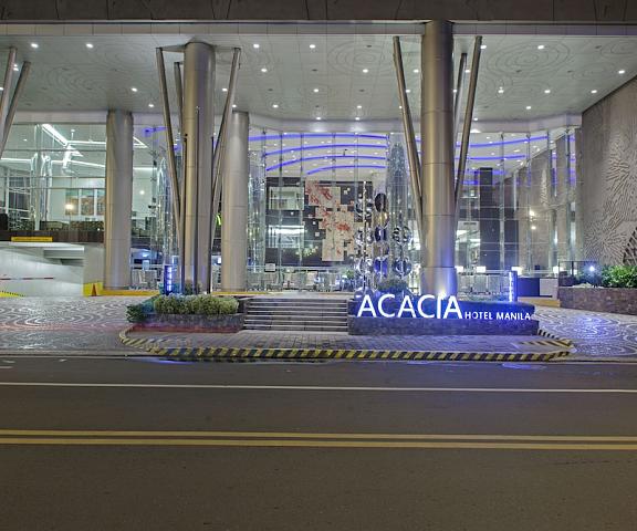 Acacia Hotel Manila null Muntinlupa Entrance