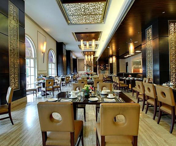 The Pllazio Hotel Haryana Gurgaon Dining Area