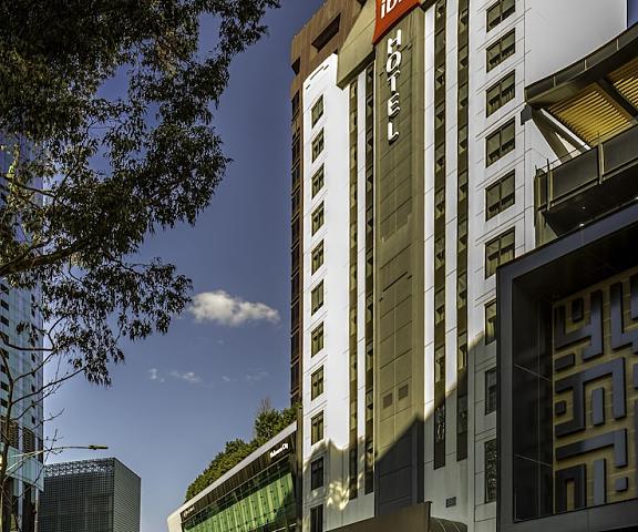 ibis Melbourne Hotel and Apartments Victoria Melbourne Facade