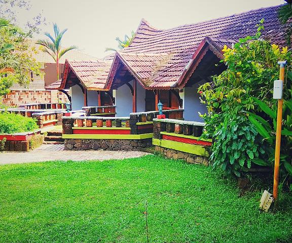 Punnamada Backwater Resort Kerala Alleppey Hotel Exterior