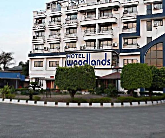 Hotel Woodlands Gujarat Vapi hotels in vapi hotel woodlands vapi front view