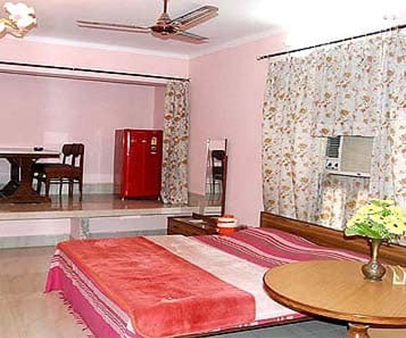 Hotel Kailash Uttaranchal Haridwar room