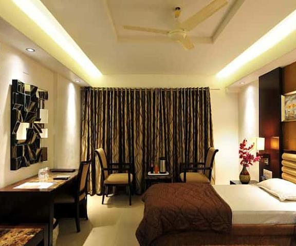 Hotel Surabhi Regency Gujarat Anand room