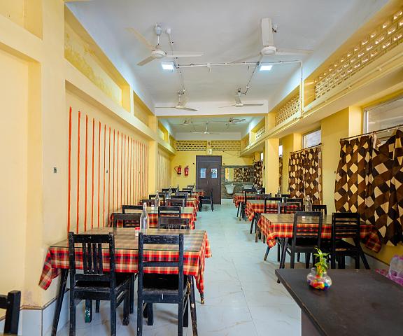 Hotel Dolphin Orissa Puri Food & Dining