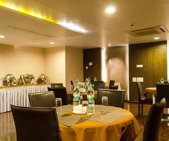 Hotel Lxia Maharashtra Pune Food & Dining