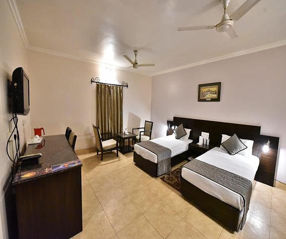 Hotel Tekarees Inn Uttar Pradesh Lucknow Executive Room