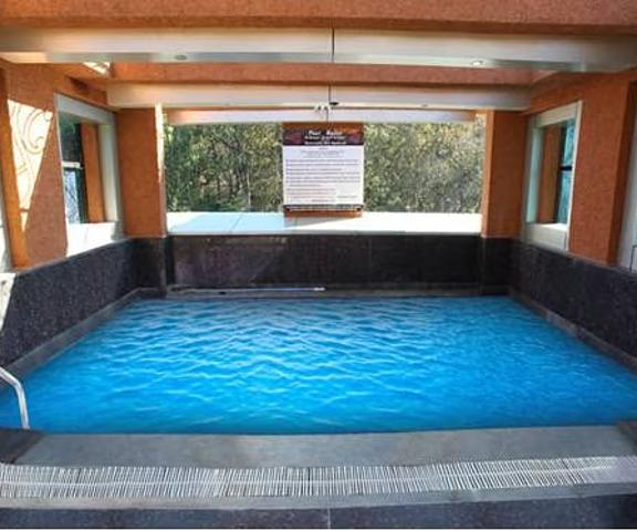 Hotel Tigers Roare Kerala Thekkady Pool