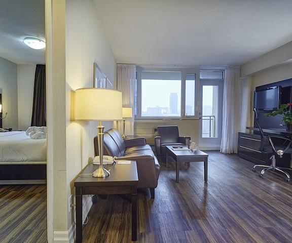 Town Inn Suites Hotel Ontario Toronto Room