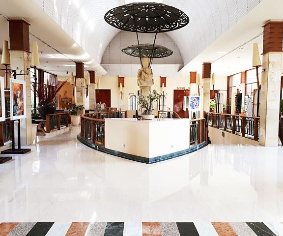 Grand Tropic Suites Hotel Surabaya East Java Surabaya Lobby