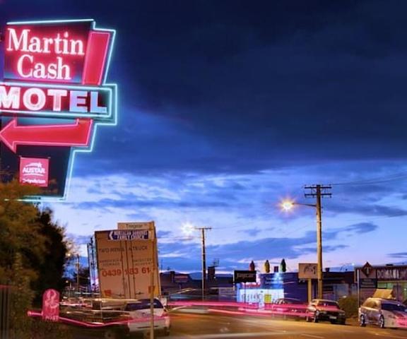 Martin Cash Motel Tasmania Moonah Entrance
