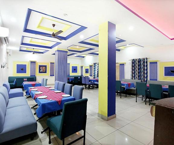 OYO Flagship 4256 Hotel Rajmahal Punjab Jalandhar Restaurant